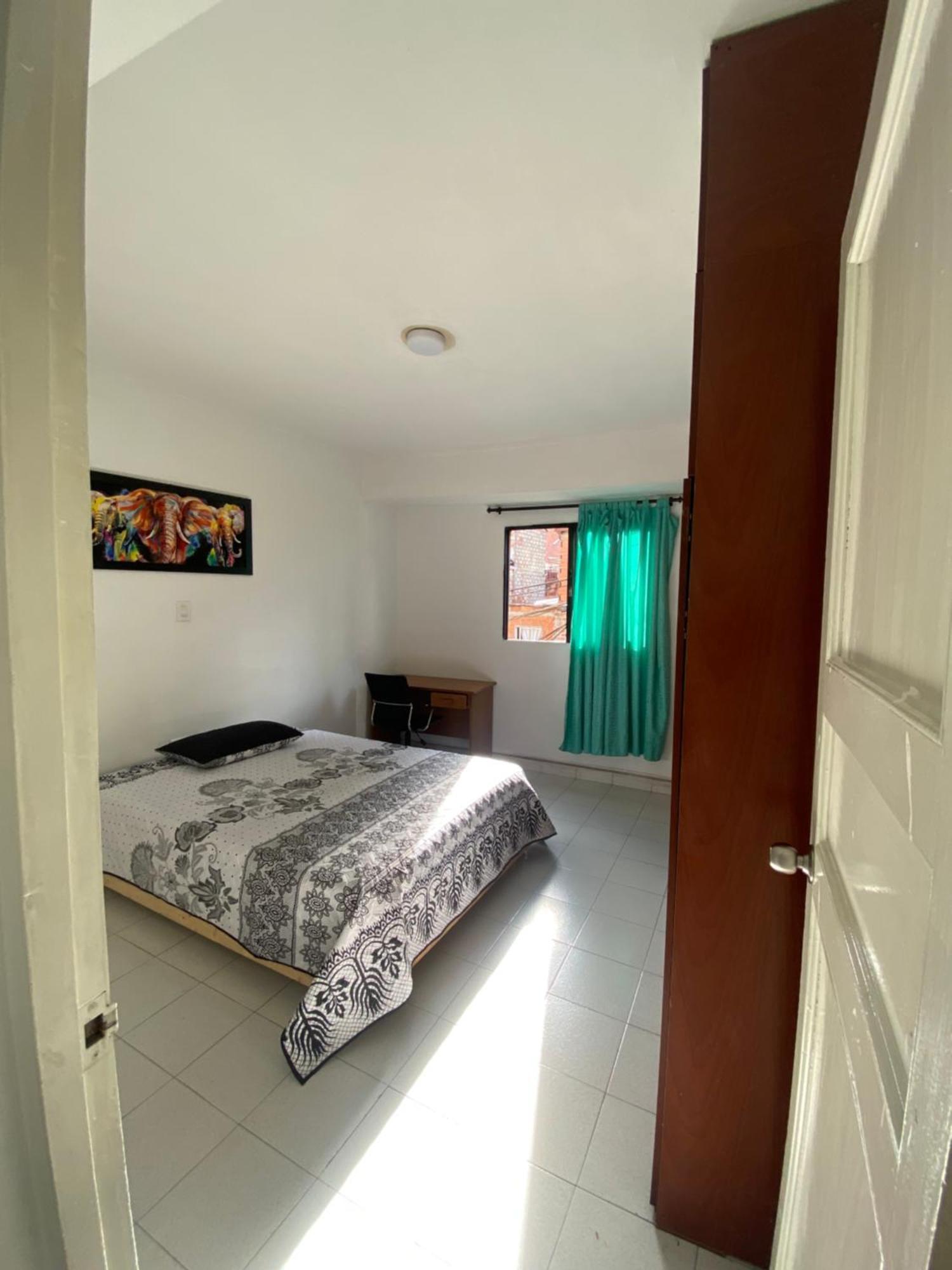 Hostel Kumho Home メデジン エクステリア 写真